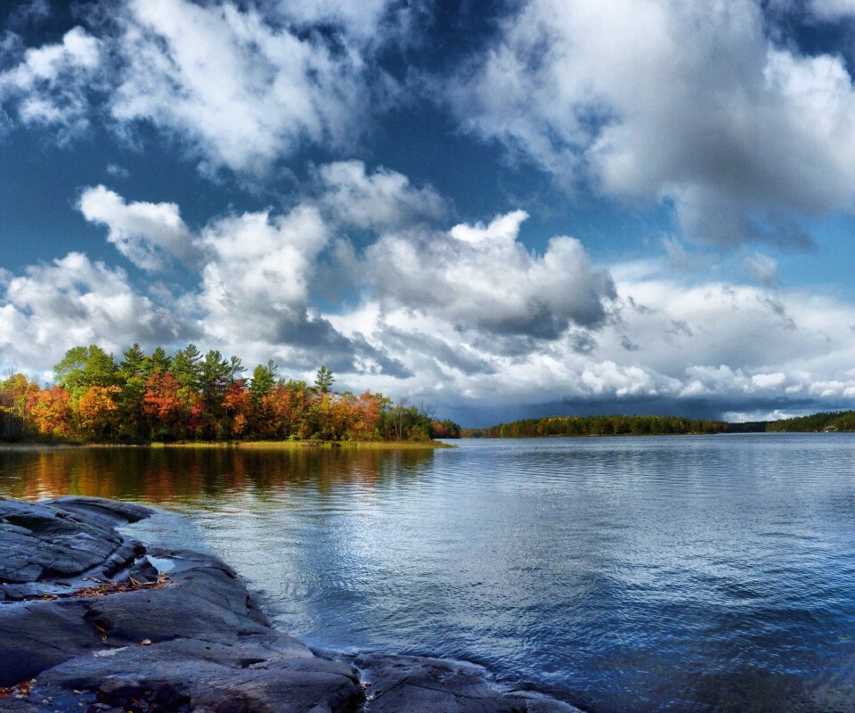 Штиль над озером обои