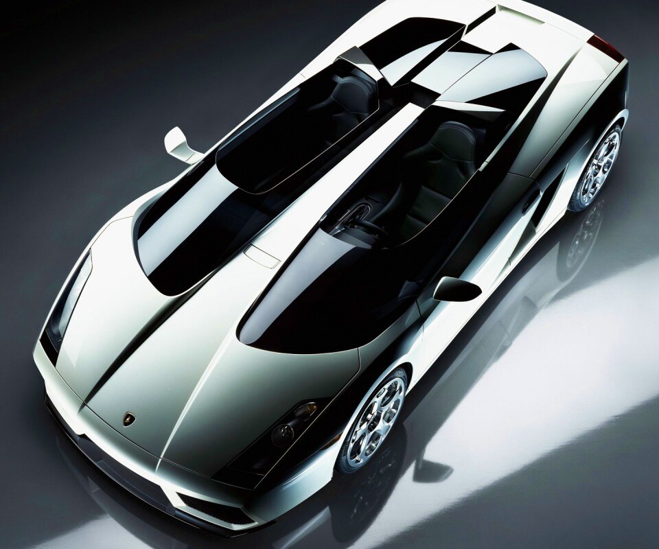Светло-серый Lamborghini обои
