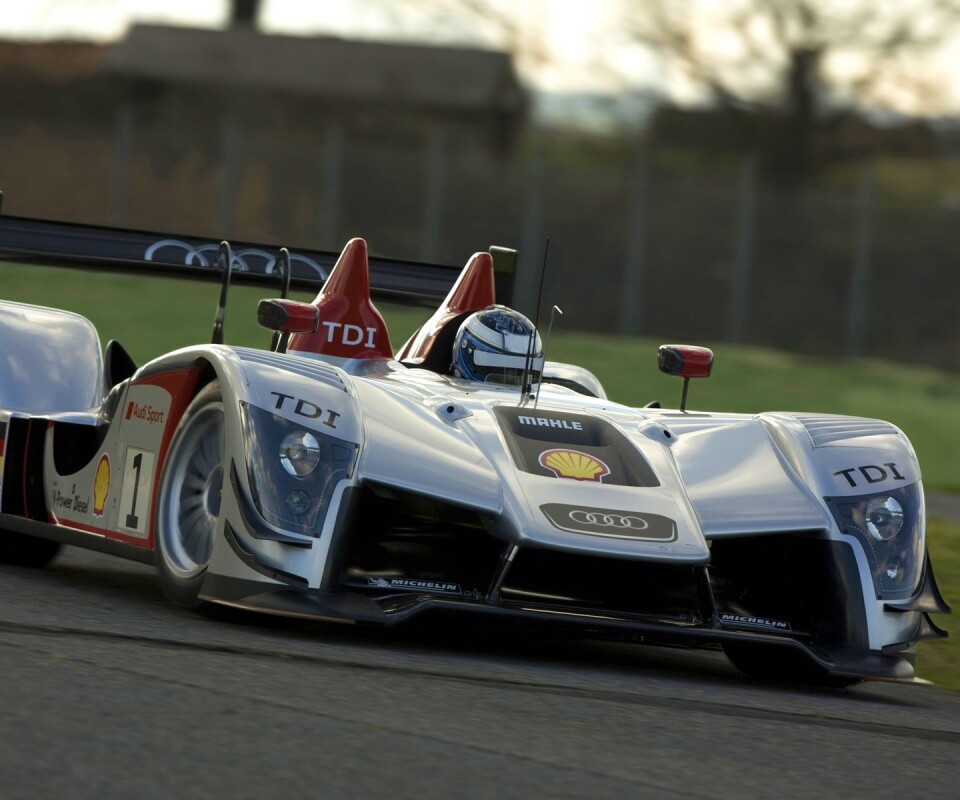 Болид ауди обои