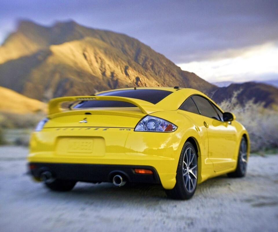 Mitsubishi в горах обои