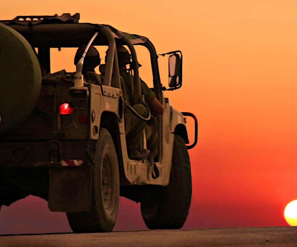 Военный Hammer обои