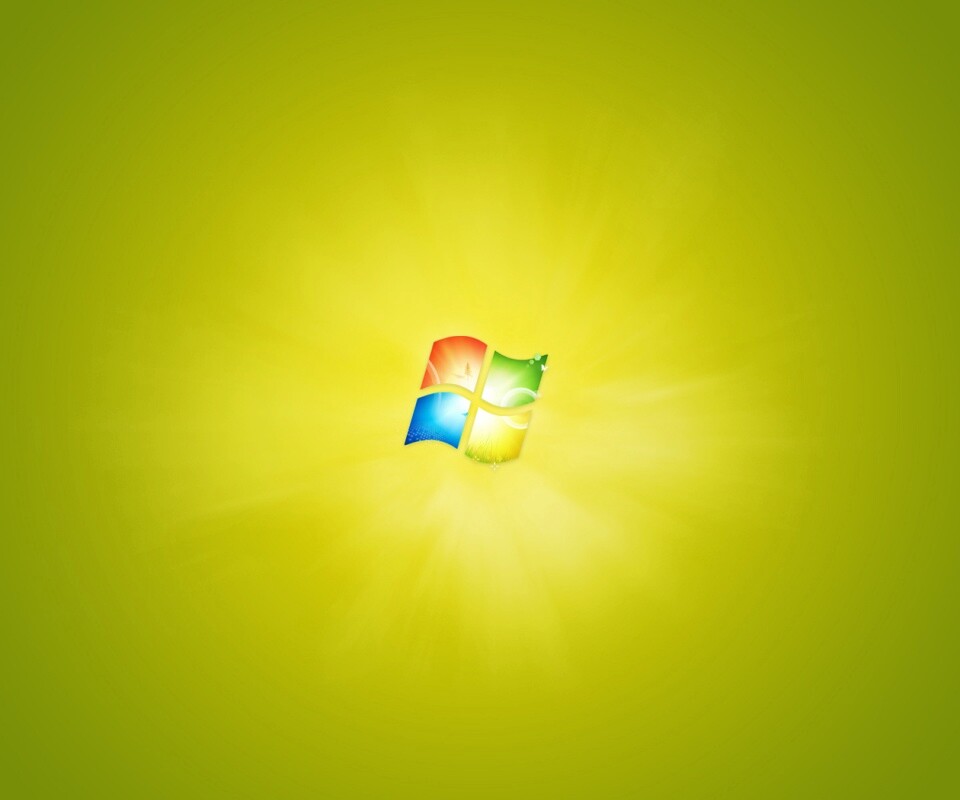 Сочный зеленый логотип Windows 7 обои