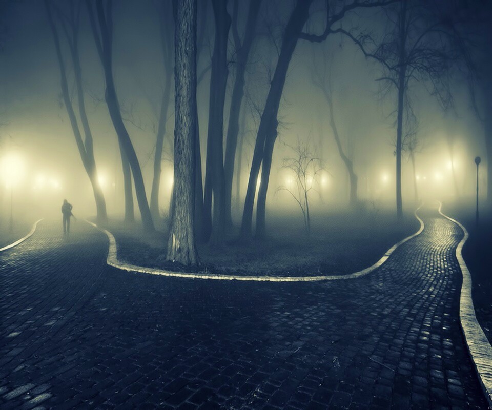 Пустынный лабиринт парковых дорожек обои