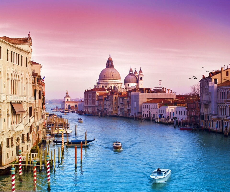 Канал в Венеции обои