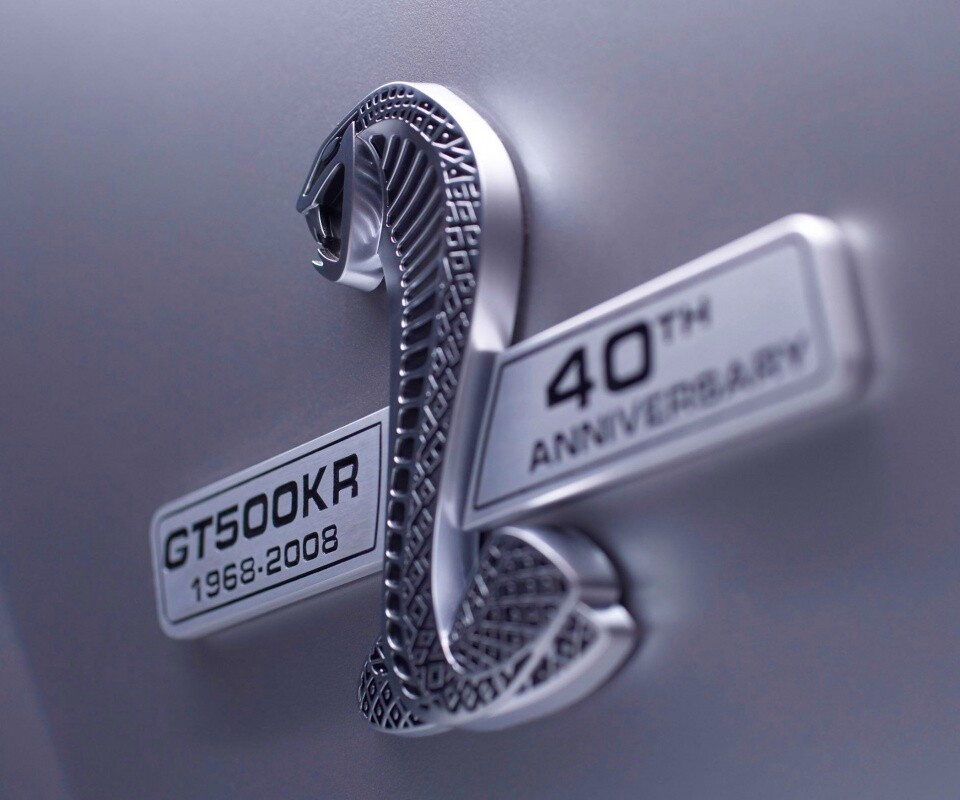 Шильдик Ford Mustang Shelby обои