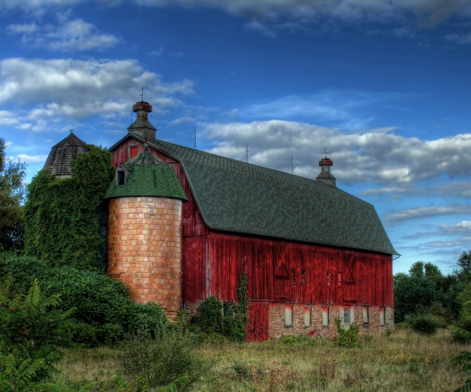 Старый красный амбар обои