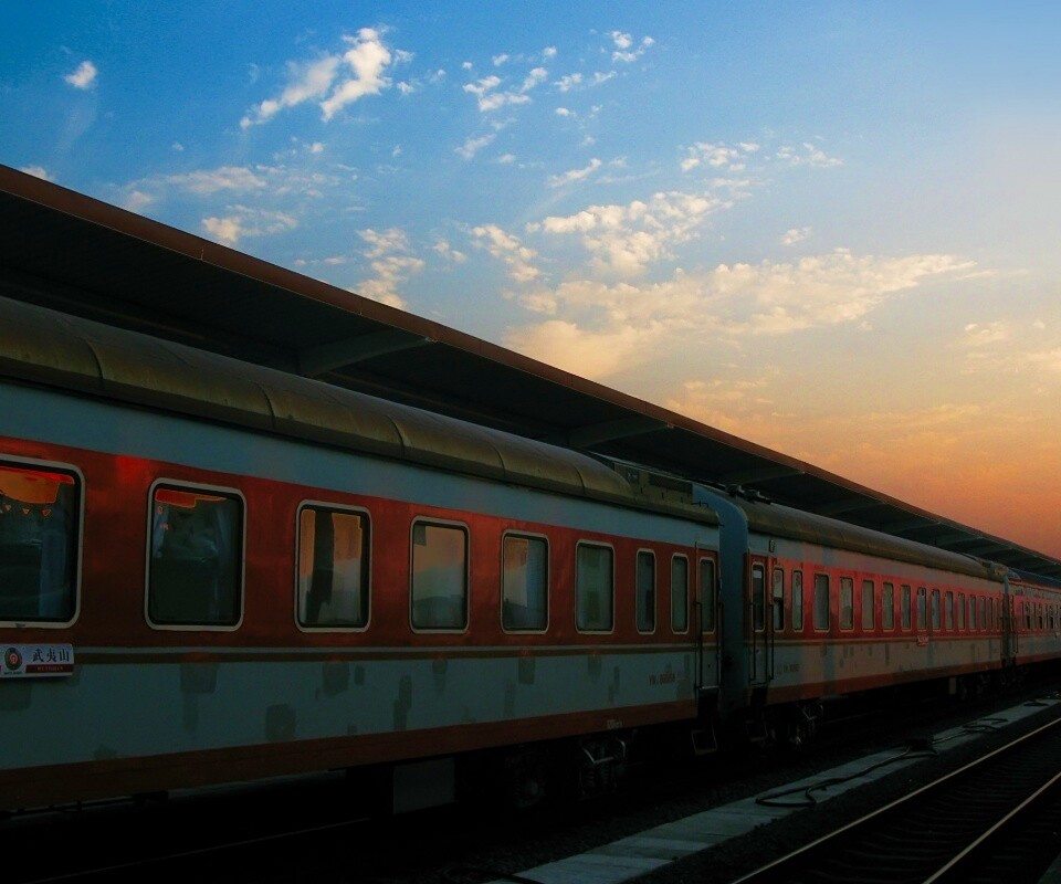 Пассажирский состав обои