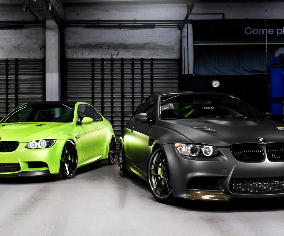 Черный и зеленый BMW M3 обои