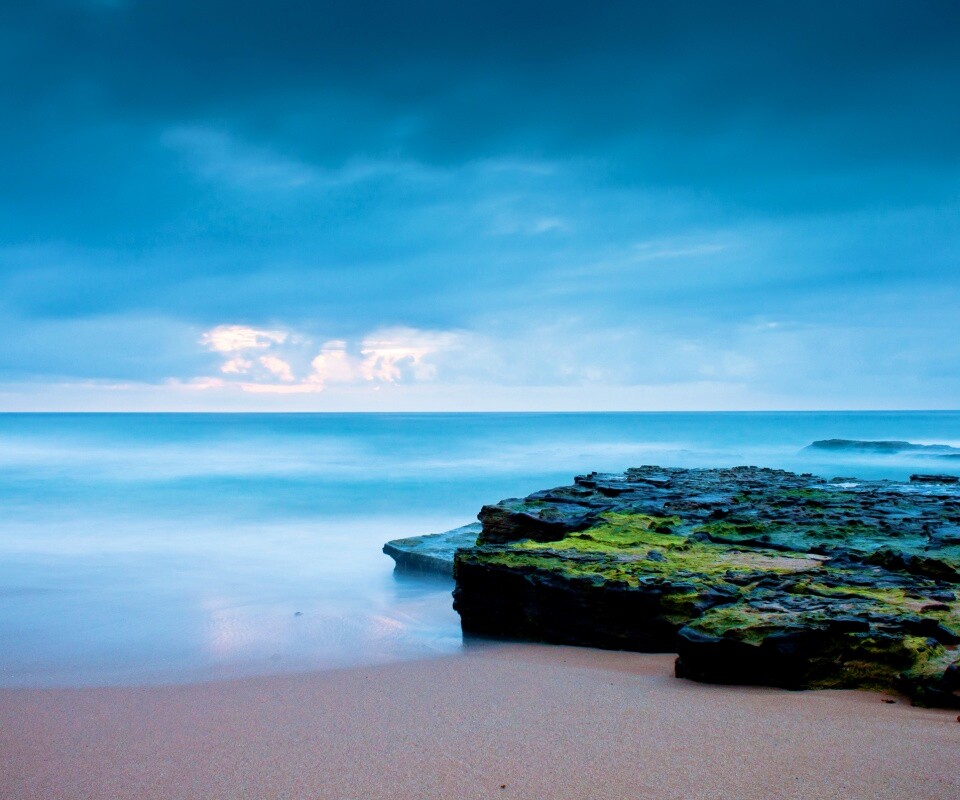 На берегу обои