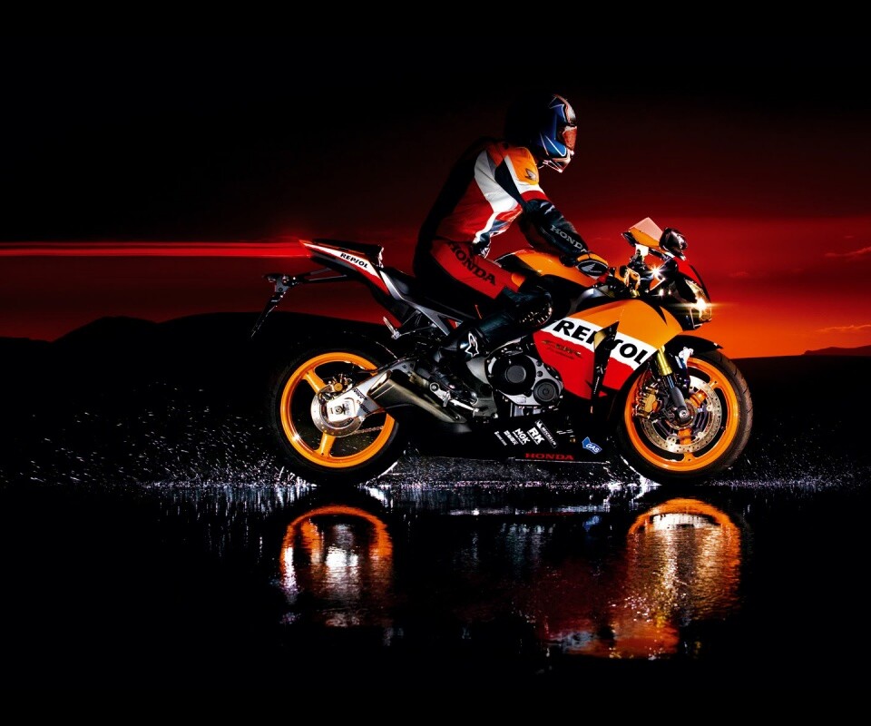 Honda CBR1000R обои