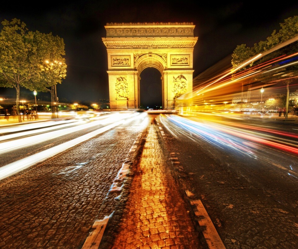 Елисейские поля с Триумфальной аркой обои