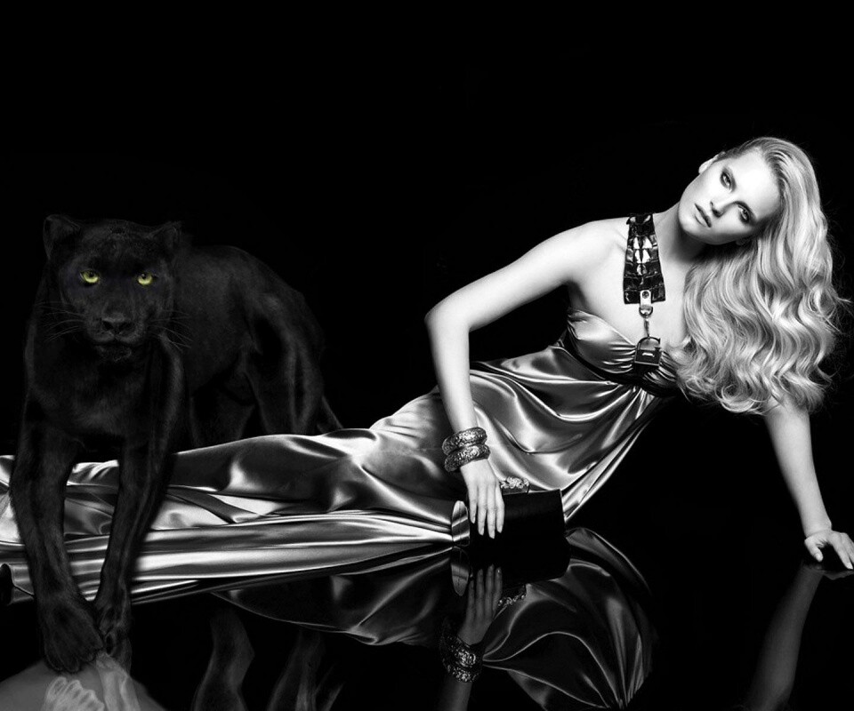 Красотка с пантерой обои