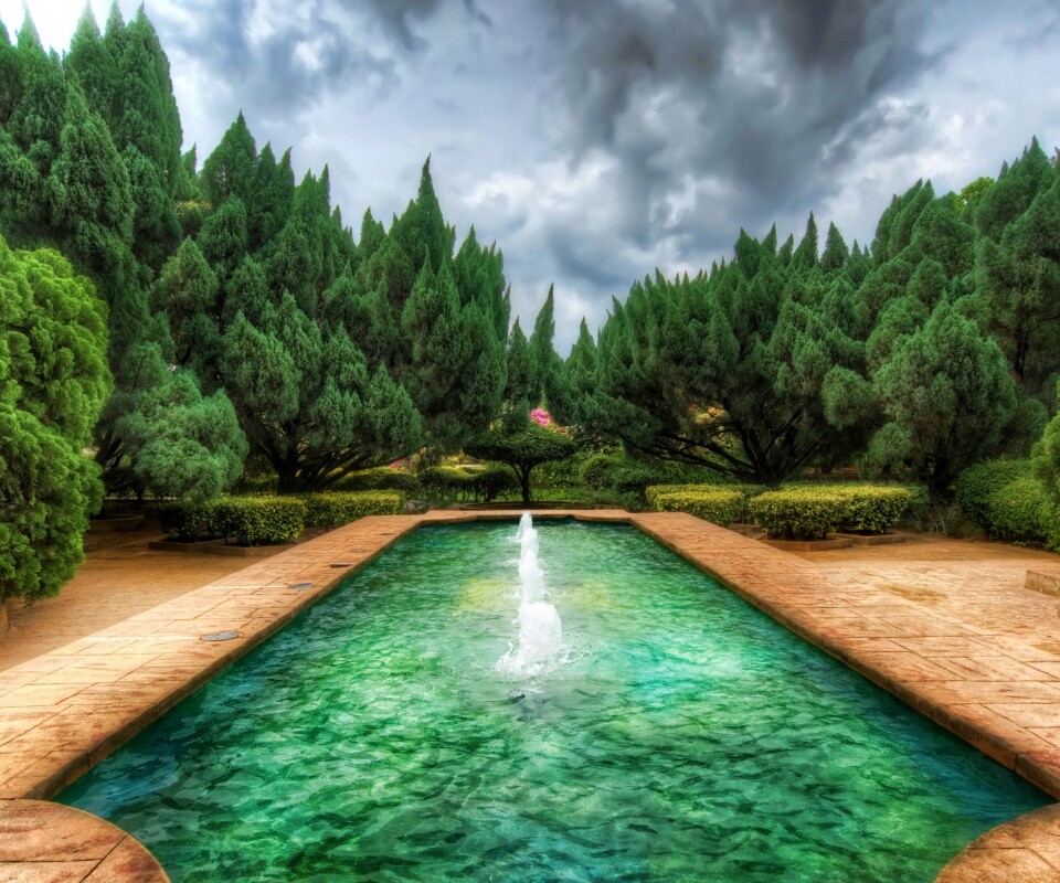 Фонтан в заповеднике обои