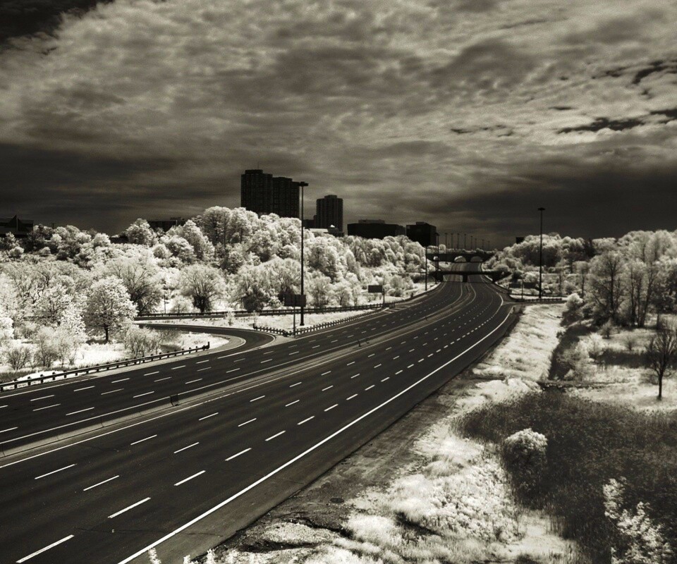 Черно-белое шоссе обои