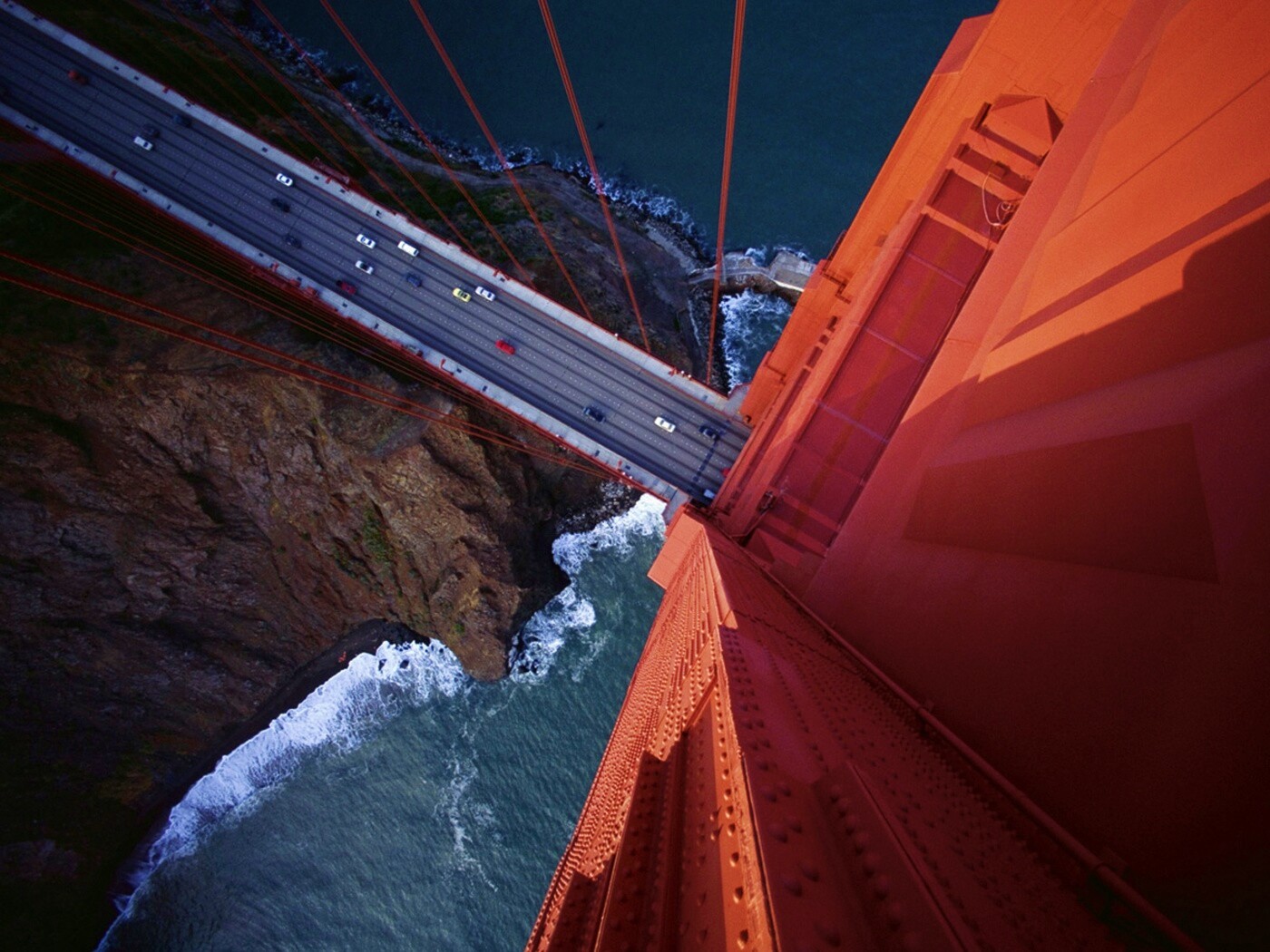 Вид в с пролета моста Золотые Ворота обои