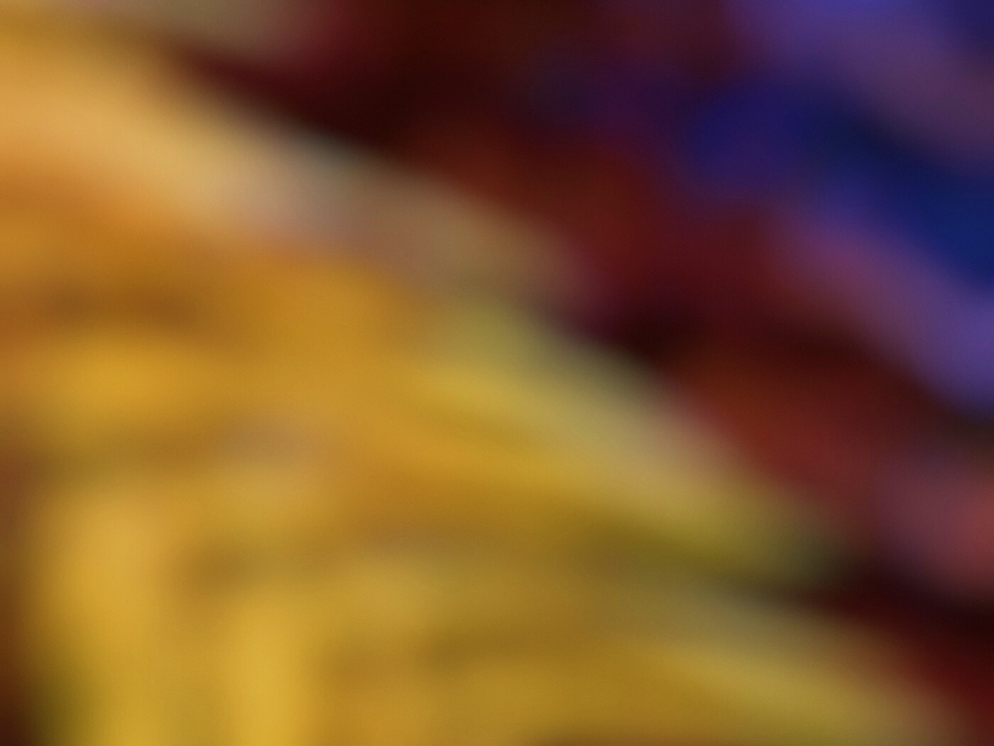 Размытое желтое пятно обои