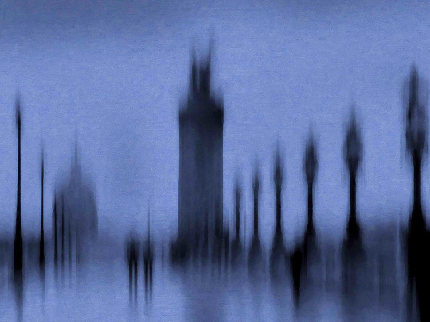 Размытый вид с моста обои