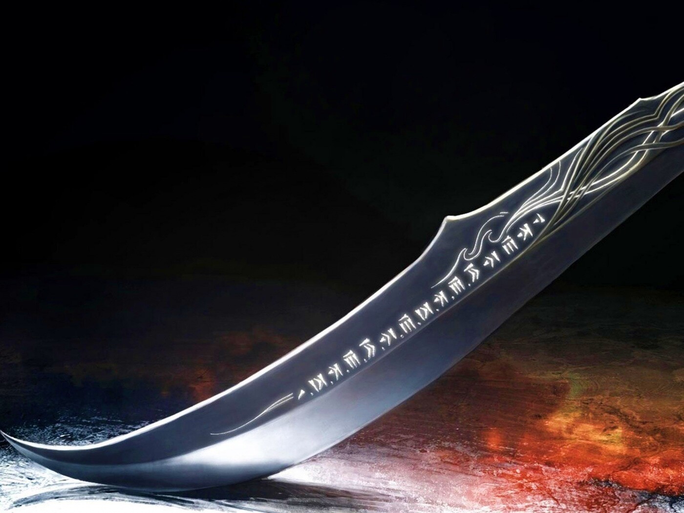 Клинок с магическими рунами обои