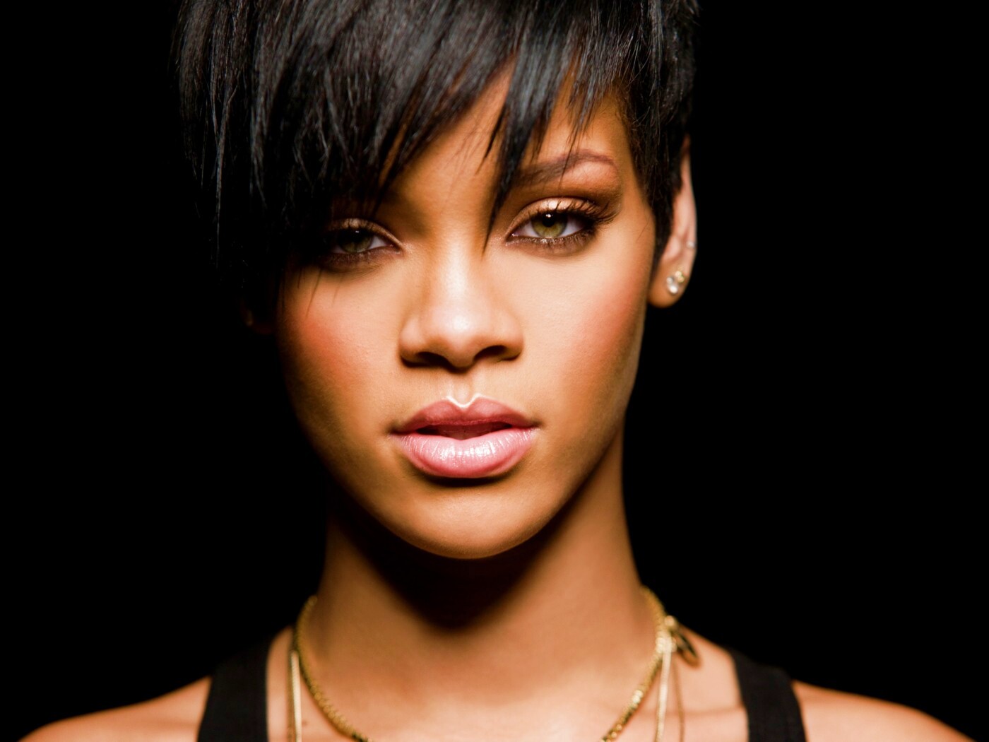 Рианна фото обои