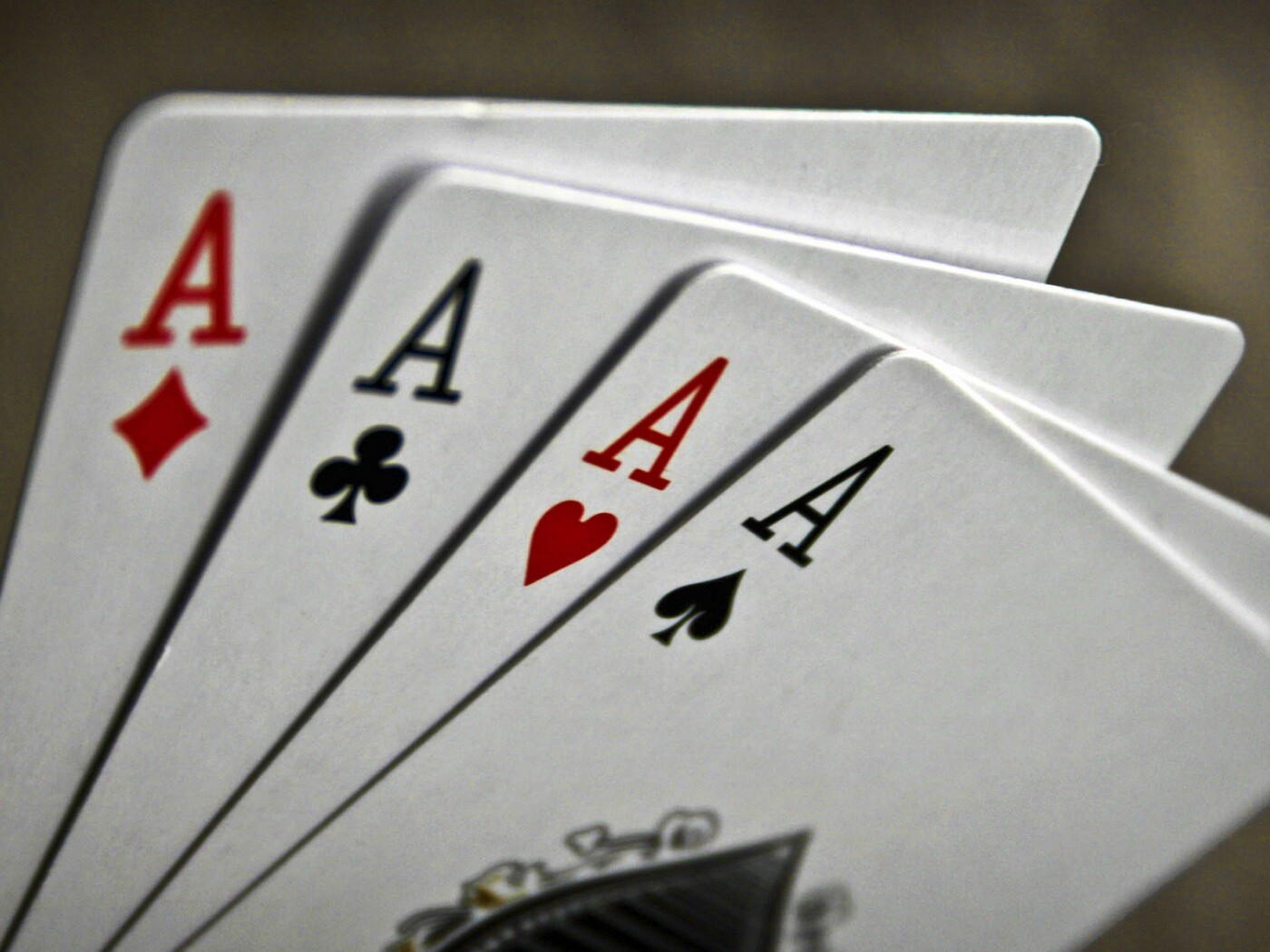 Четыре туза обои