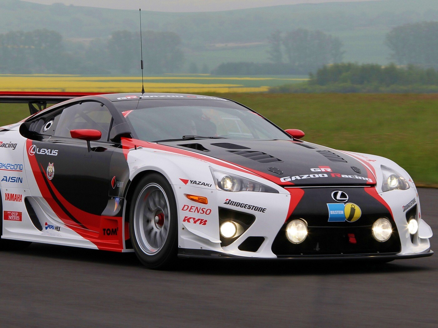 Гоночный Лексус обои