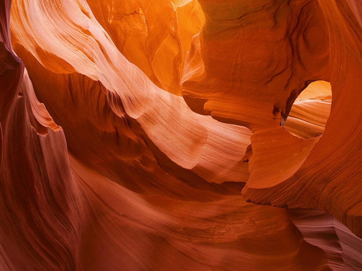 Оранжевая пещера обои