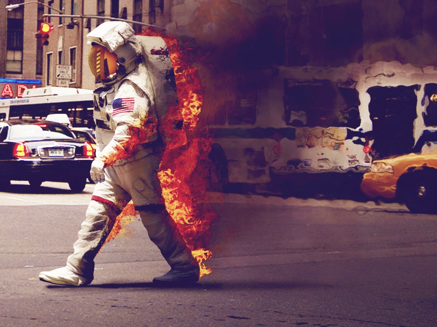 Астронавт в огне обои