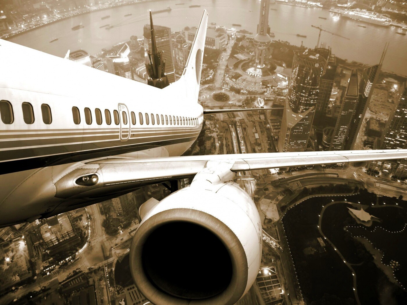 Взлет над городом обои