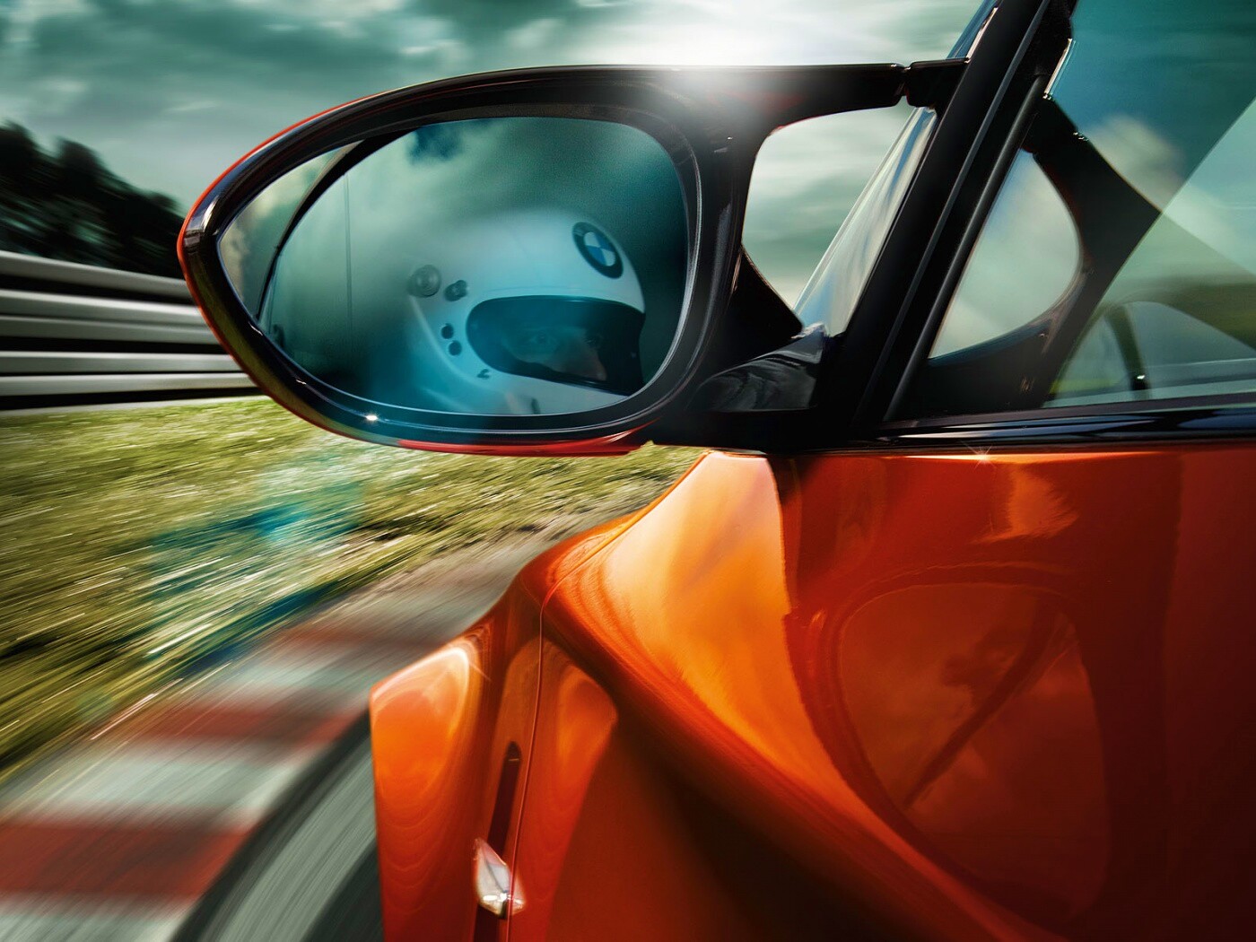 Отражение в боковом зеркале BMW M1 обои