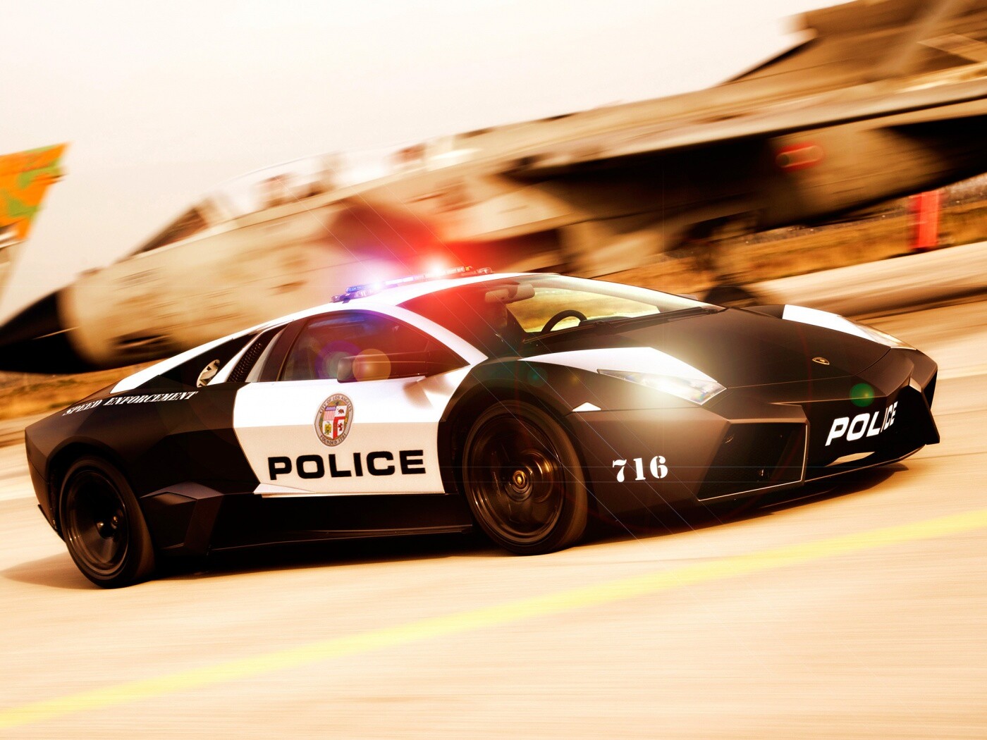 Полицейска Lamborghini из NFS обои
