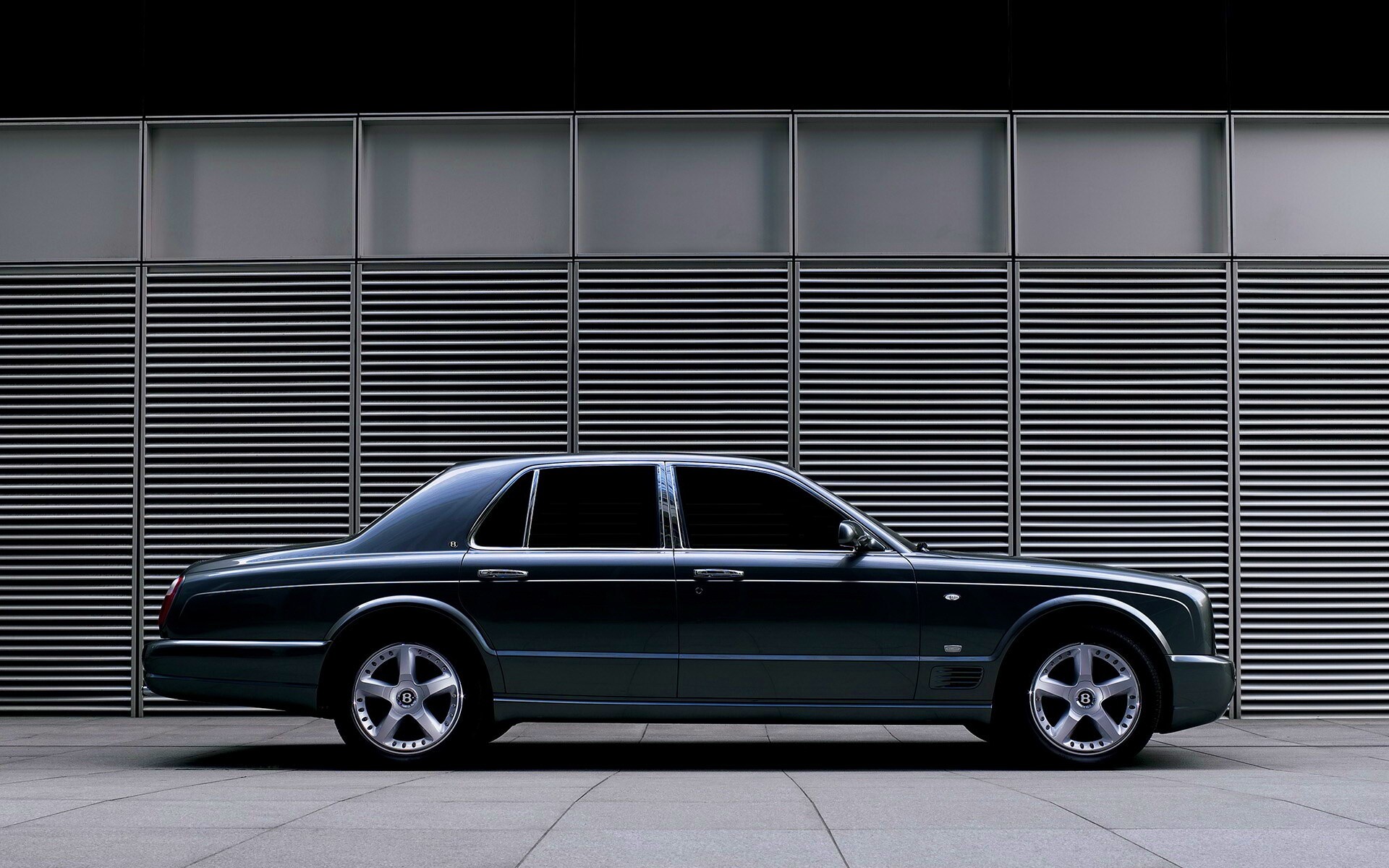 Седан Bentley Arnage обои