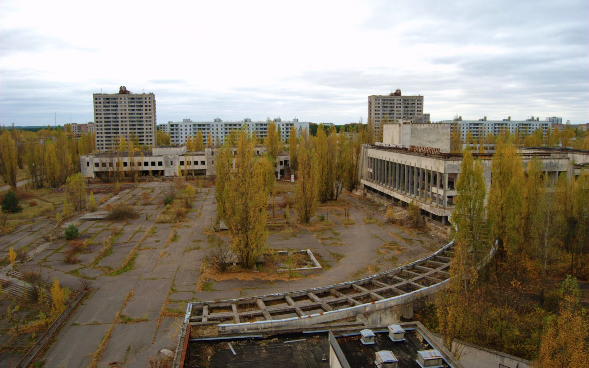 Площадь в Припяти обои