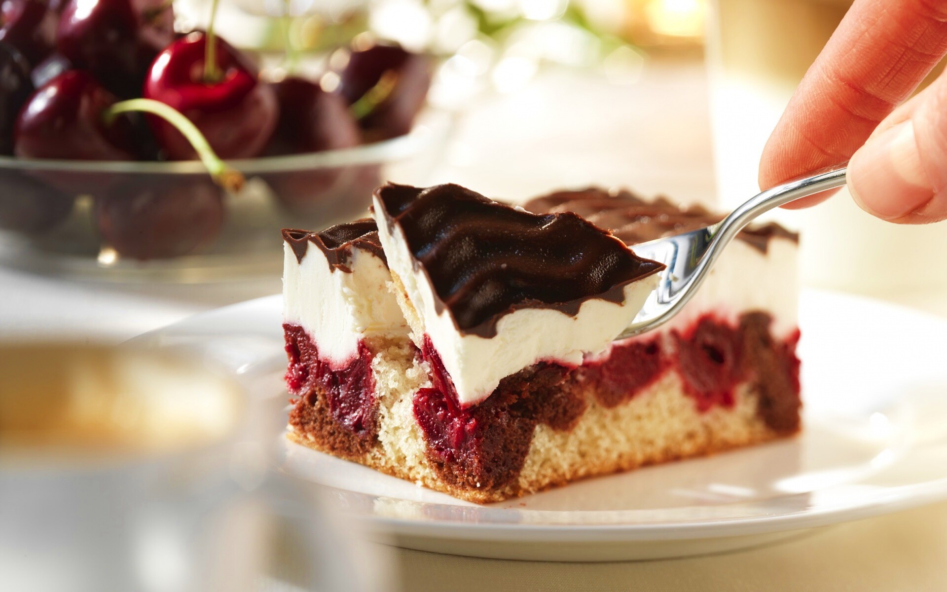 Вишневое пирожное обои