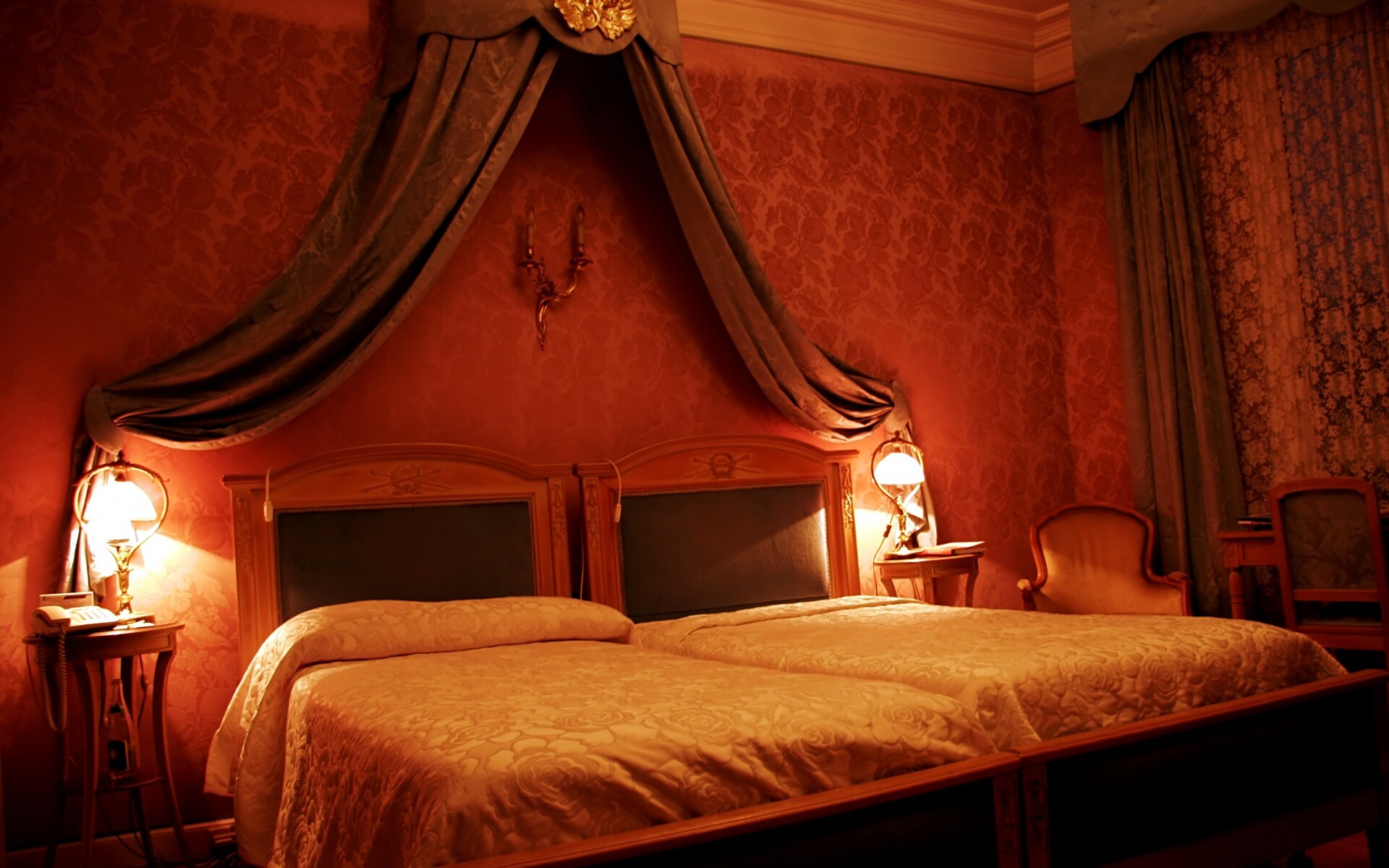 Спальня обои