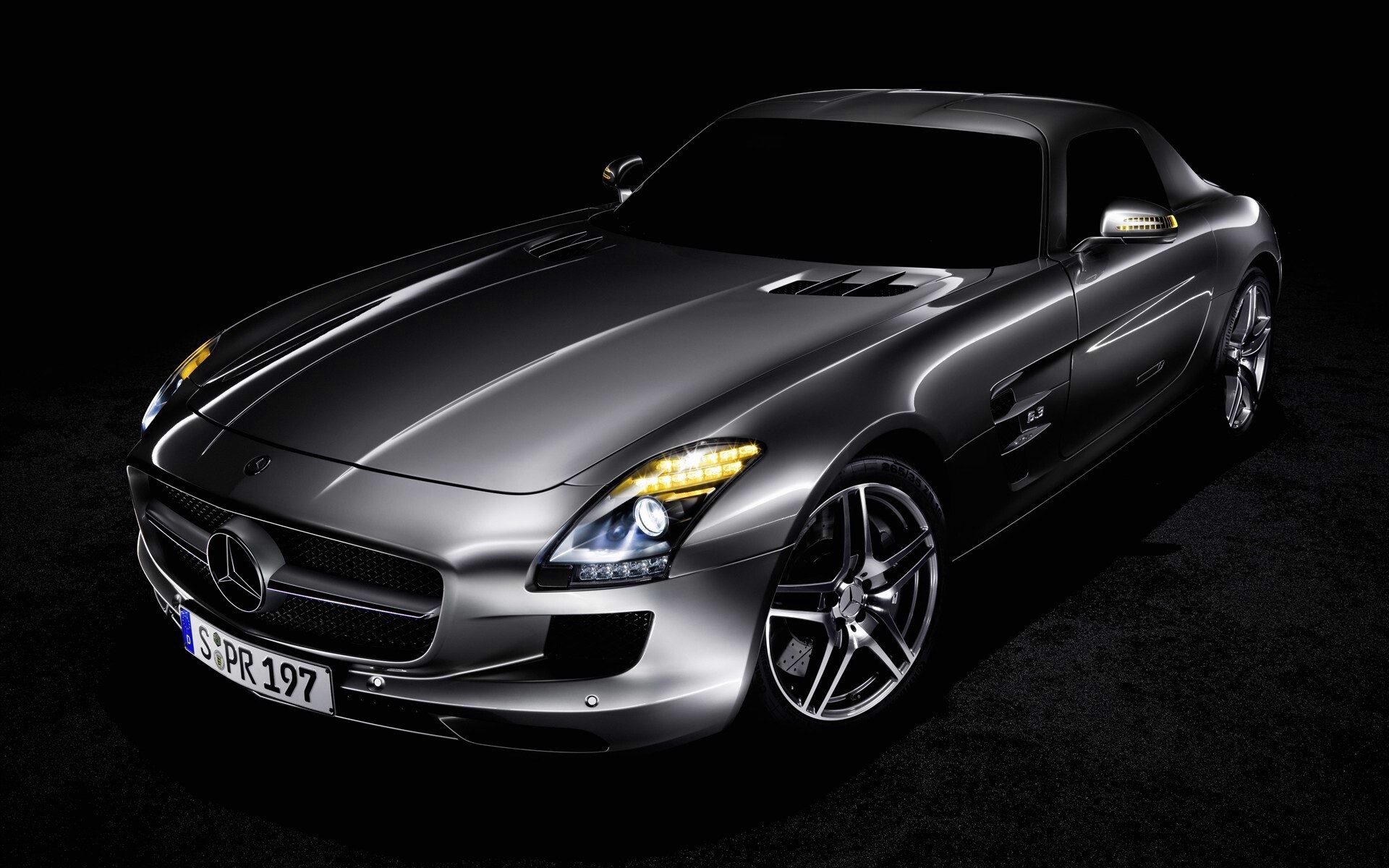 Mercedes SLS обои