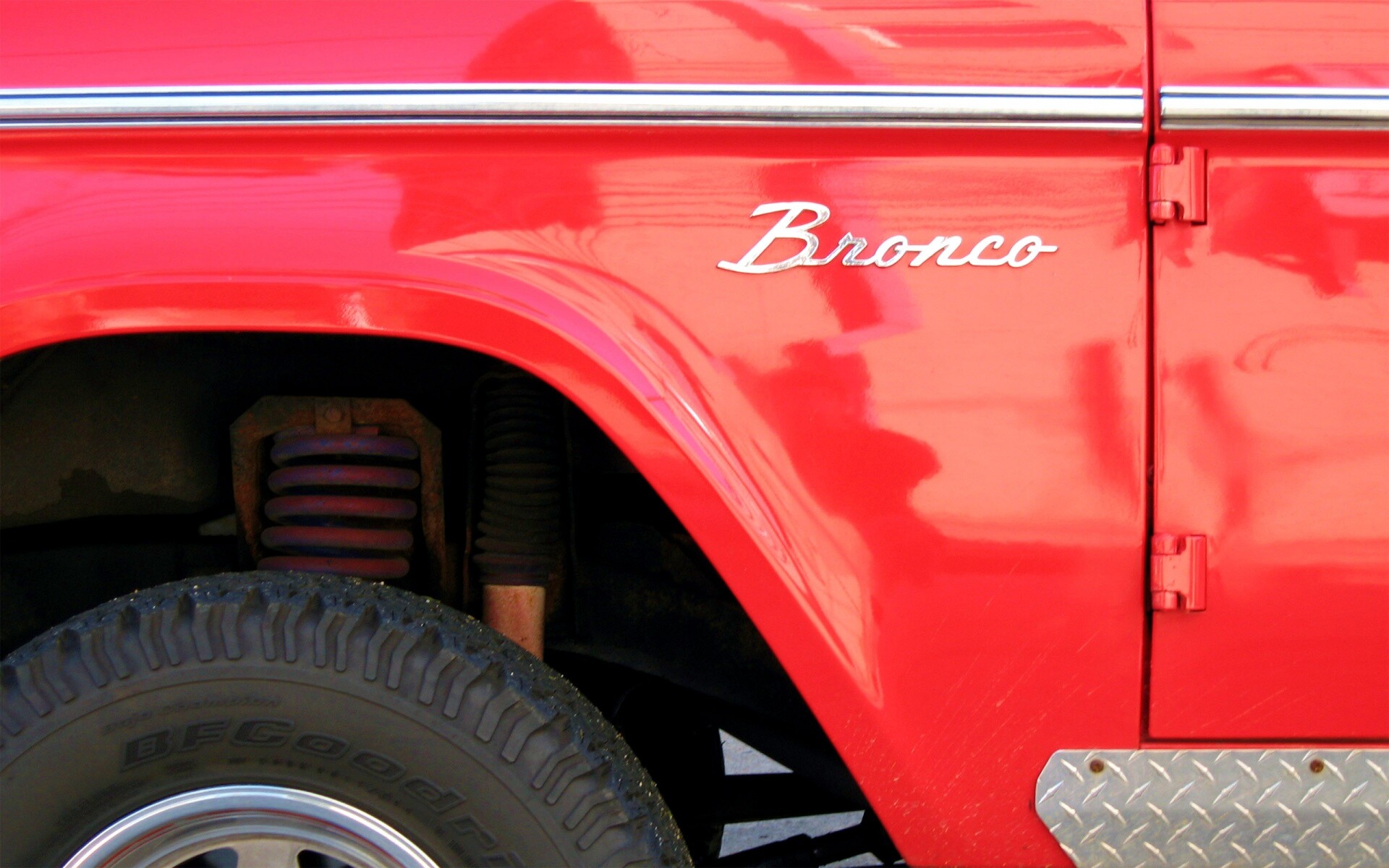 Форд Бронко обои