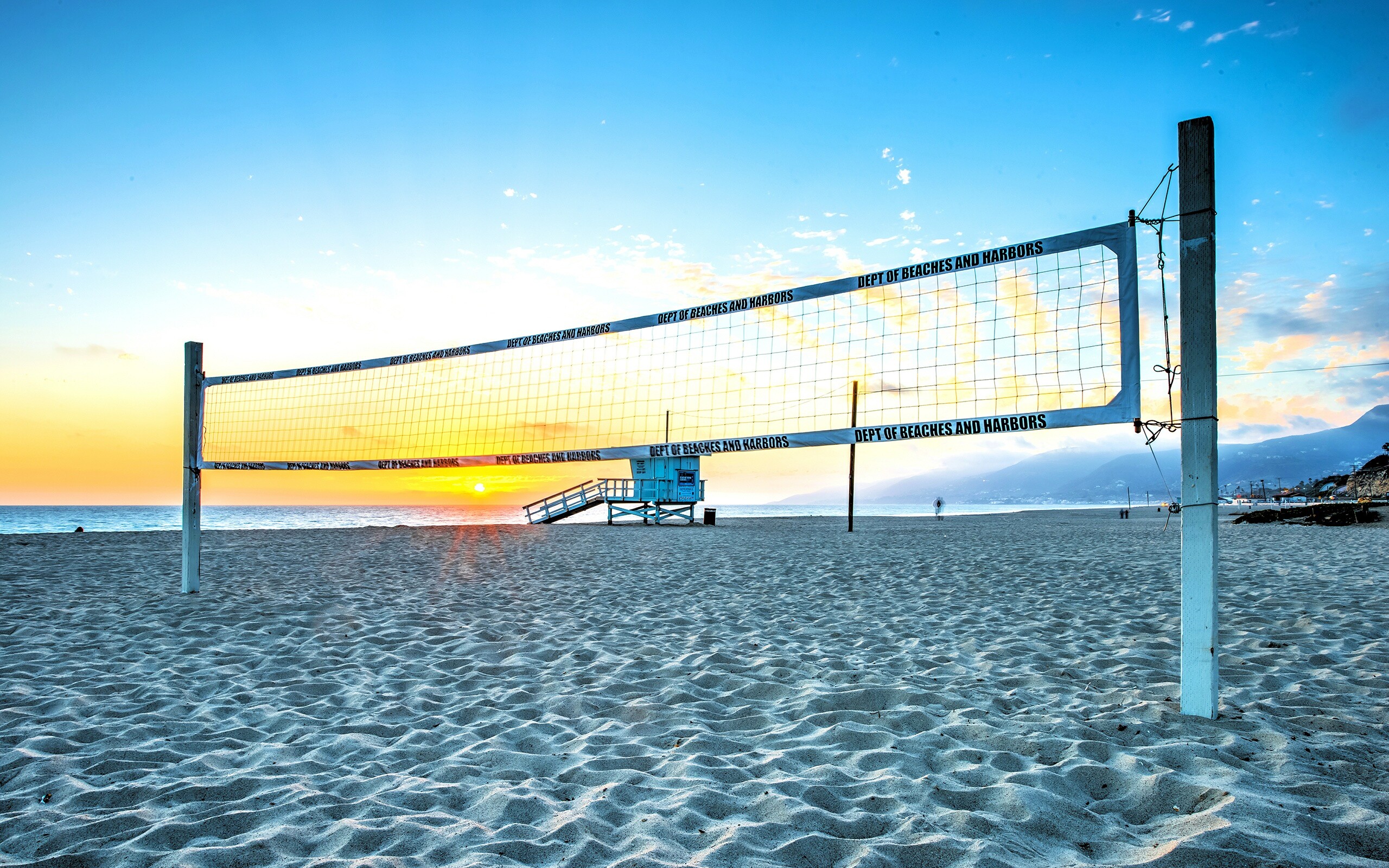 Сетка для волейбола на пляже обои