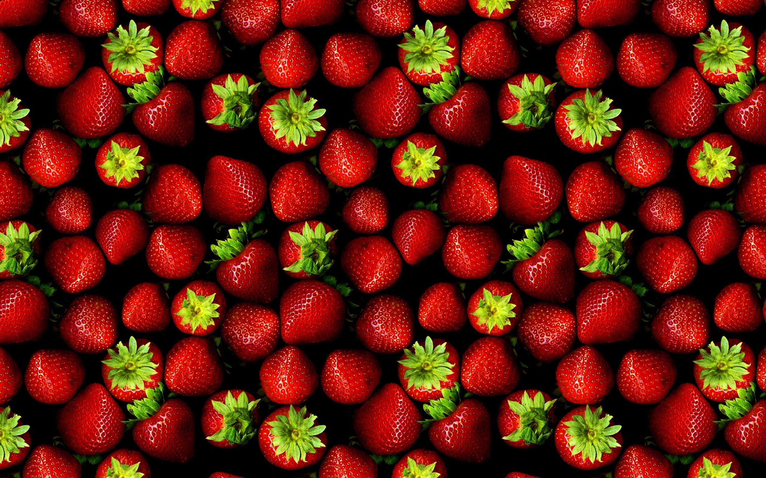 Сочная отличная клубника обои