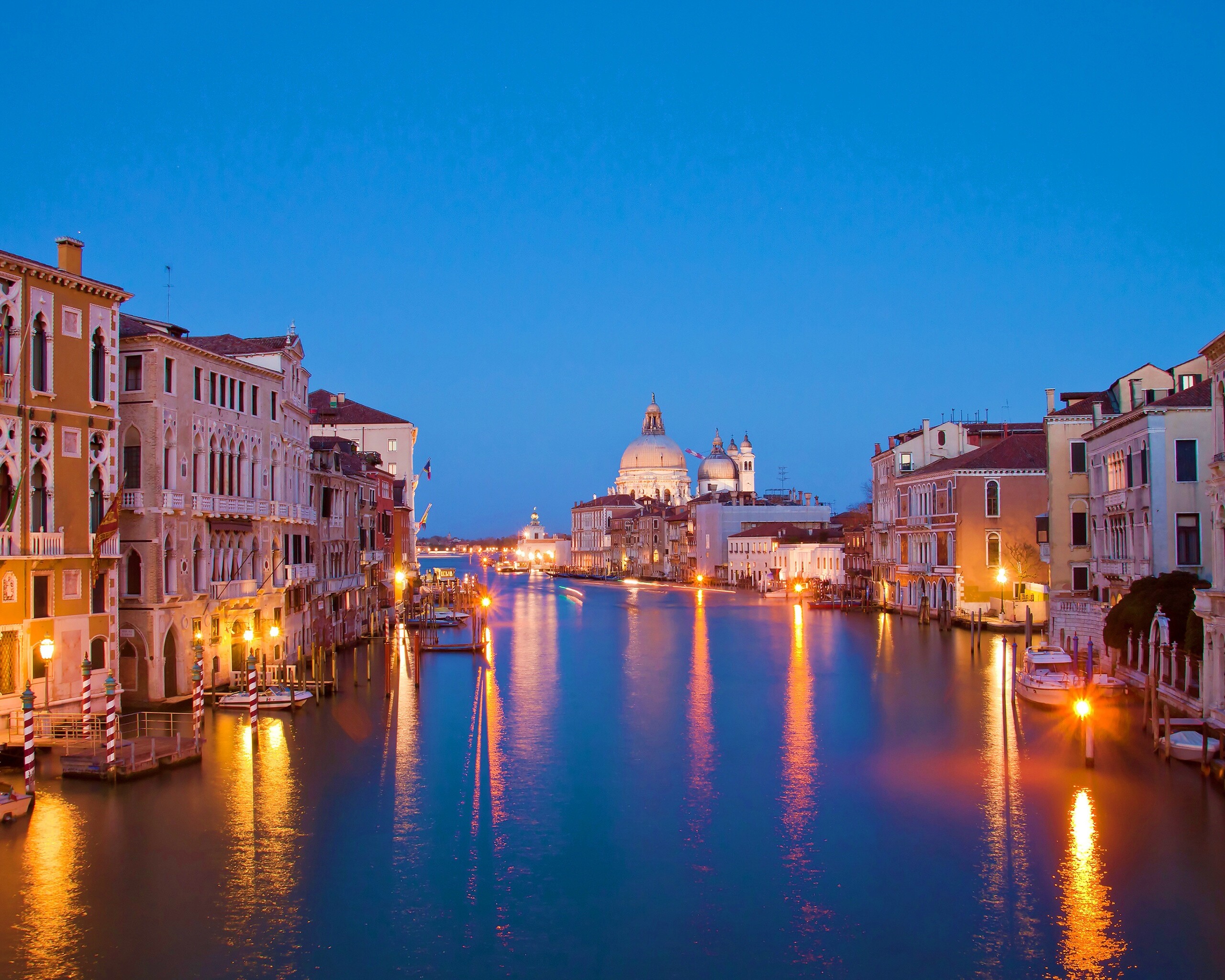 Канал в Венеции обои