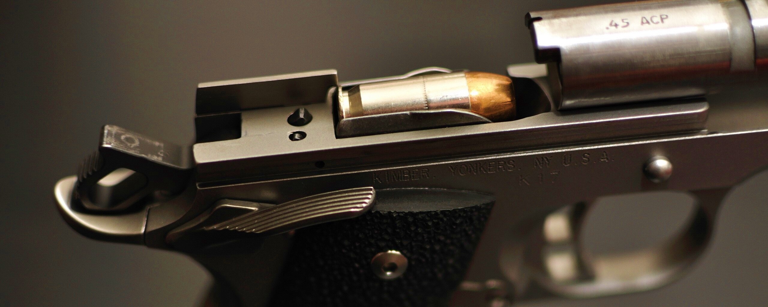 Разобранный пистолет обои