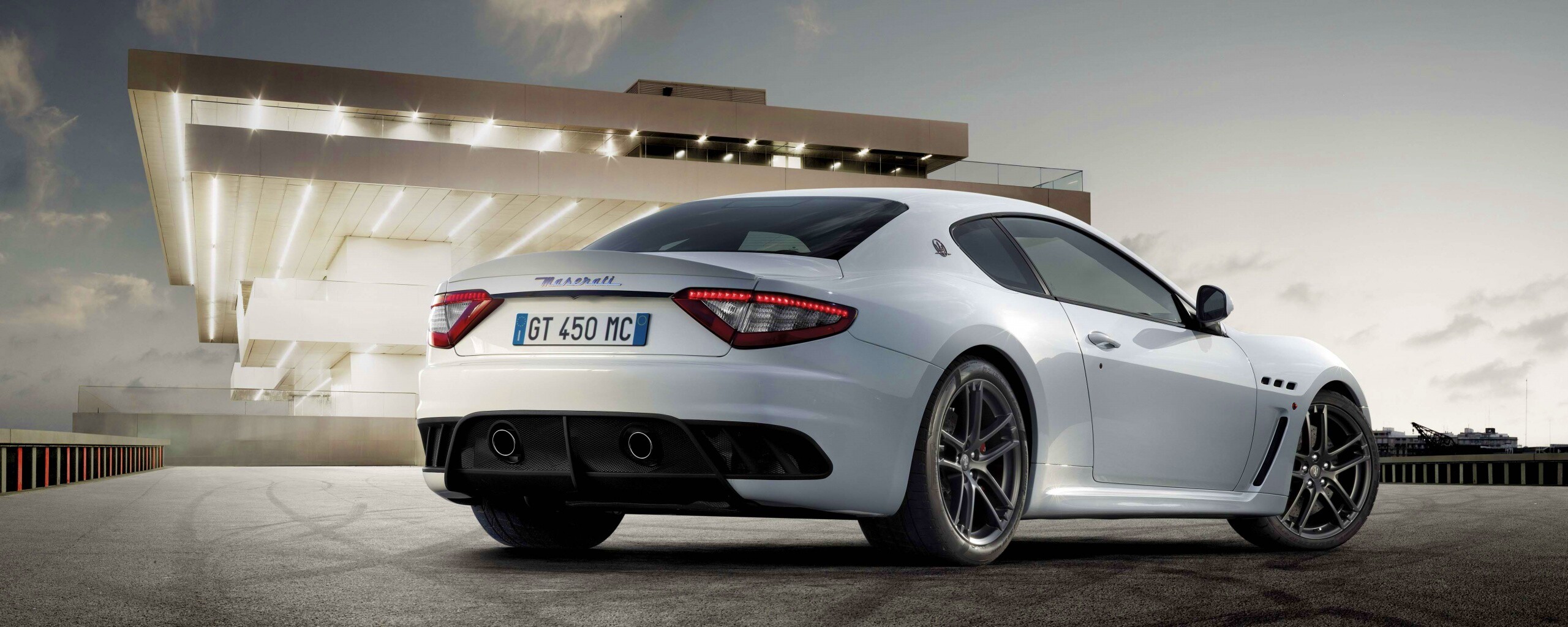 Мазерати обои