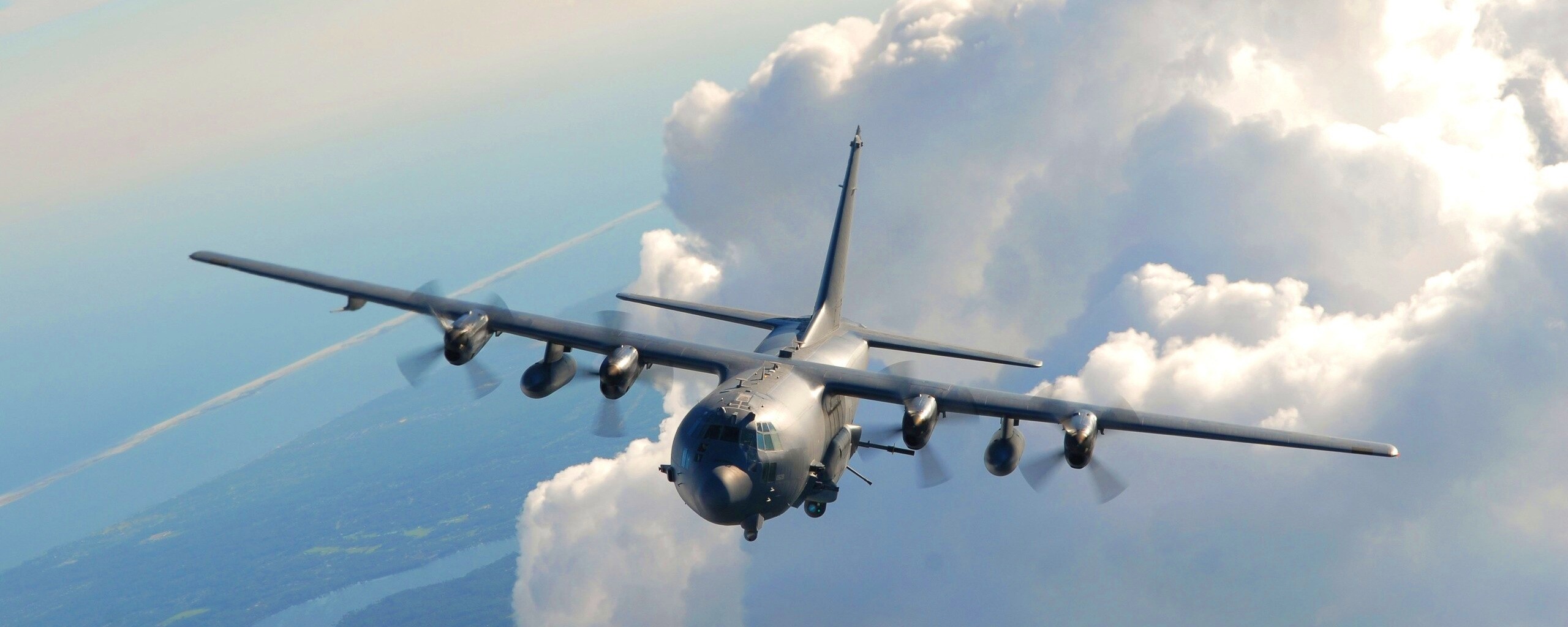 Самолет АС-130 обои