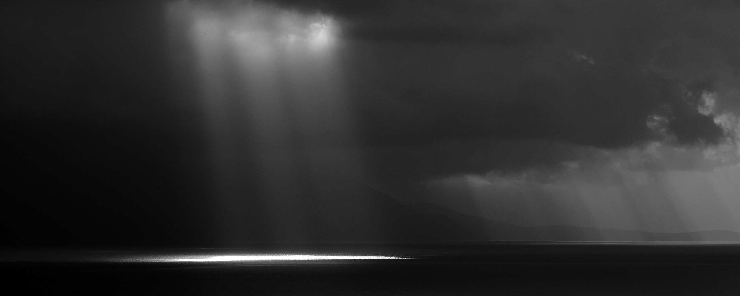 Сквозь тучи обои