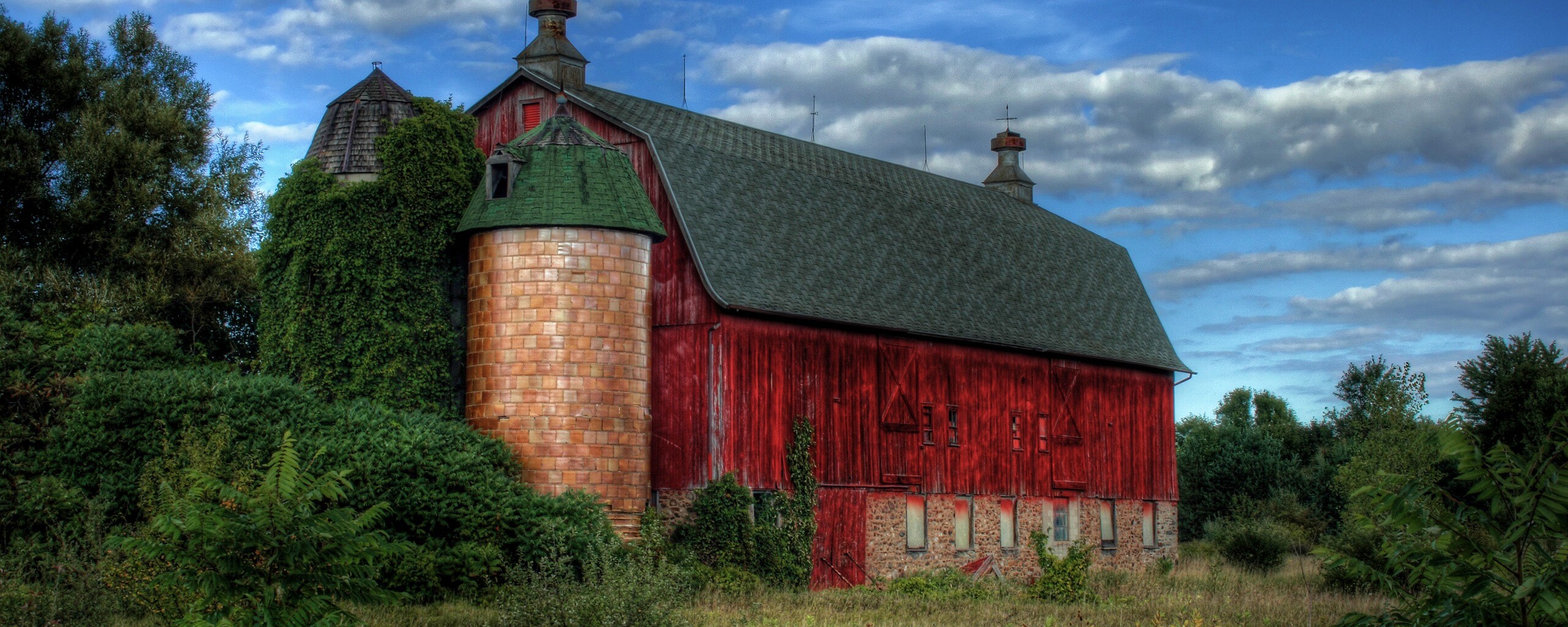 Старый красный амбар обои