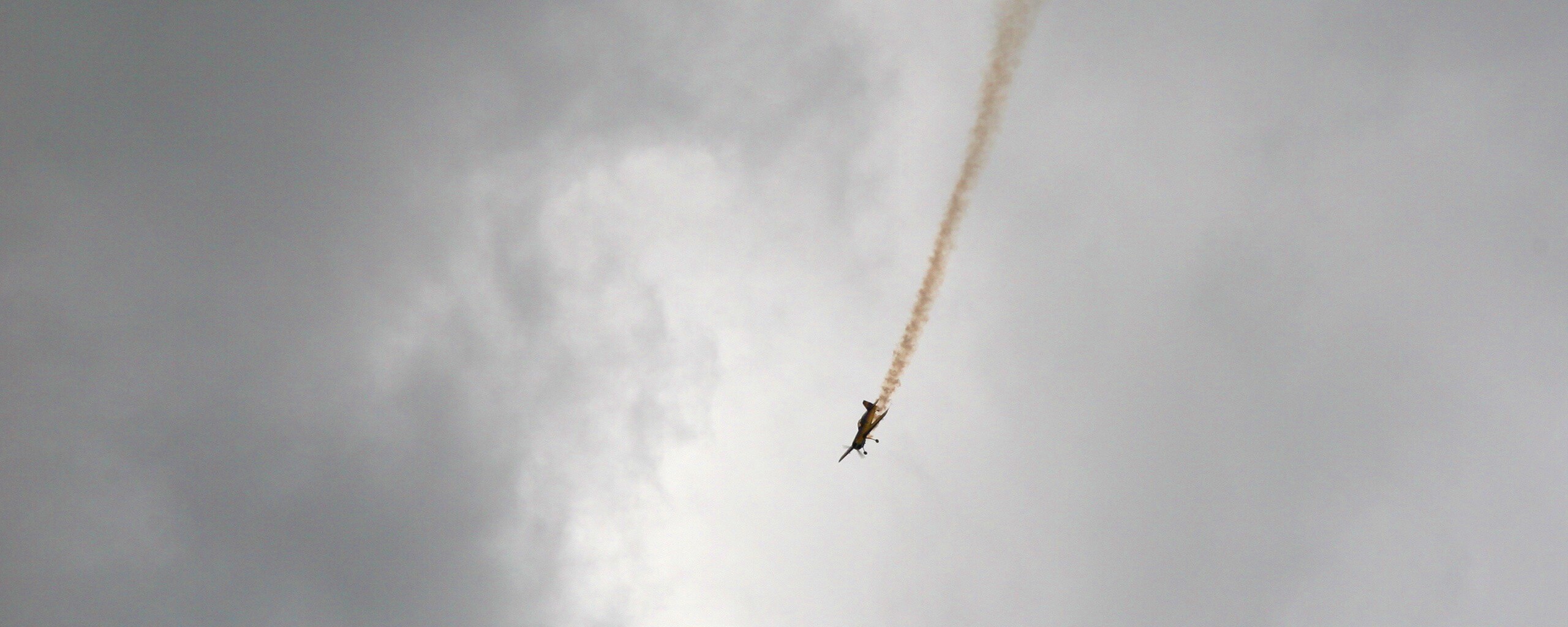 Падающий самолёт обои