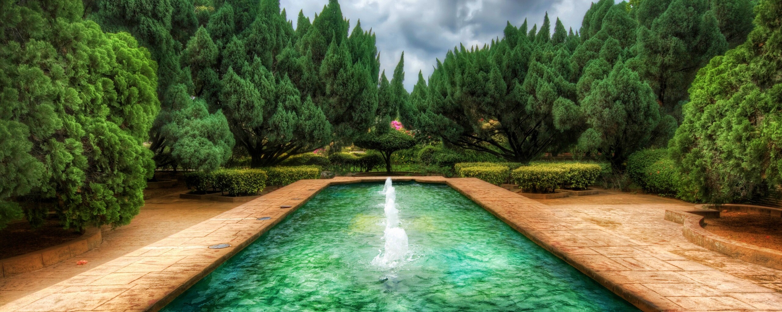 Фонтан в заповеднике обои