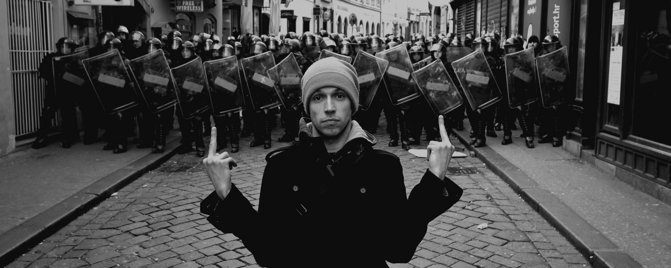 Против системы обои