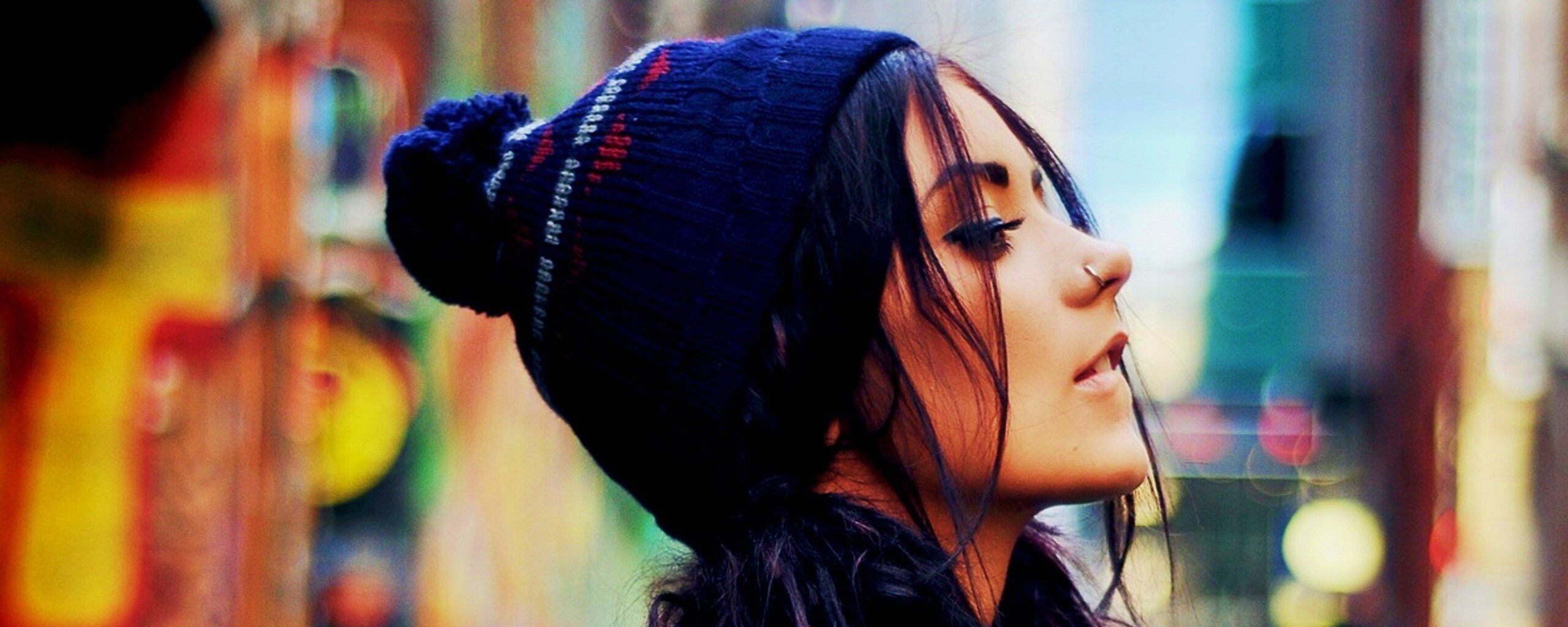 Девушка в шапке обои