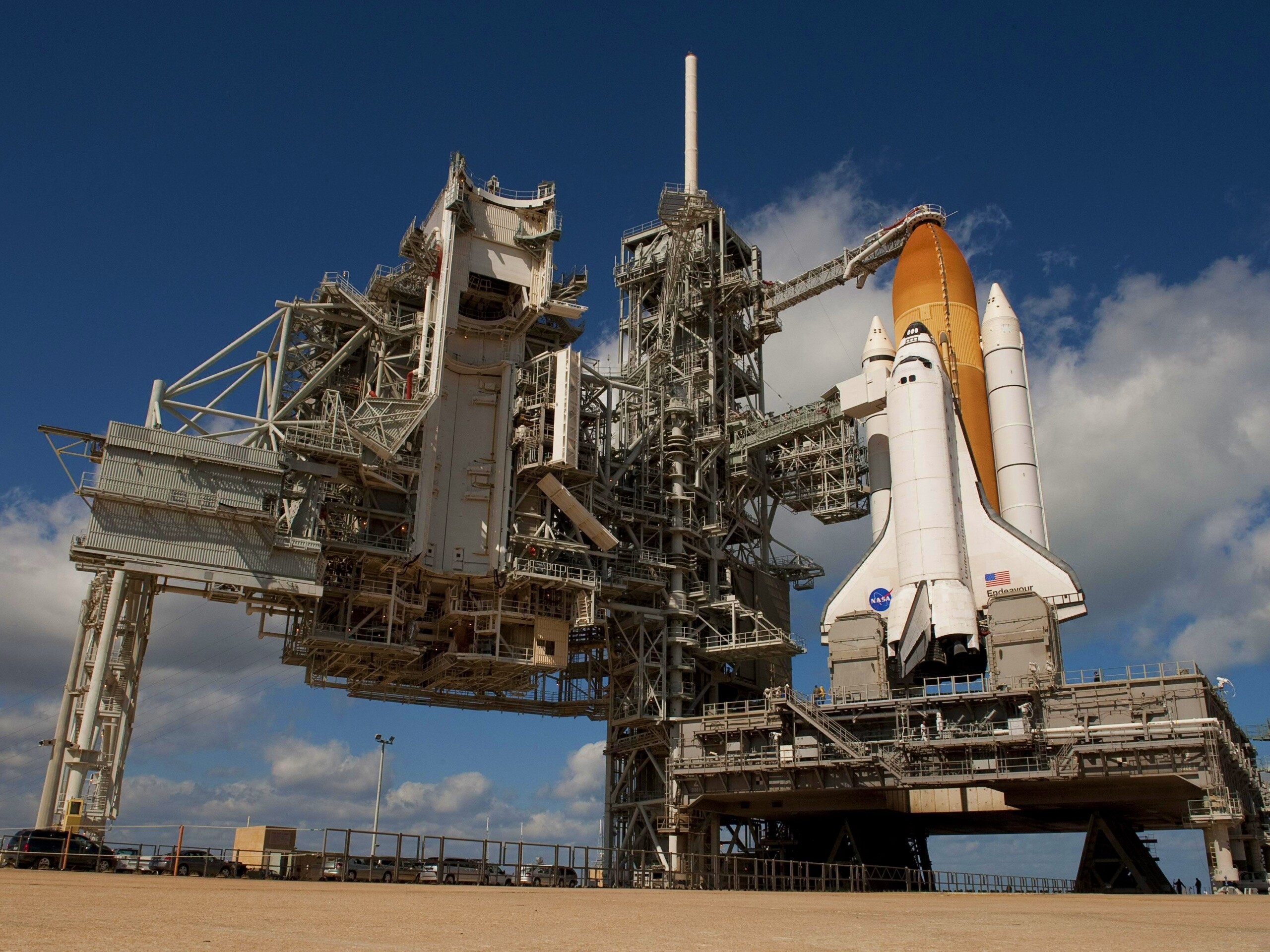 Шаттл на старте обои