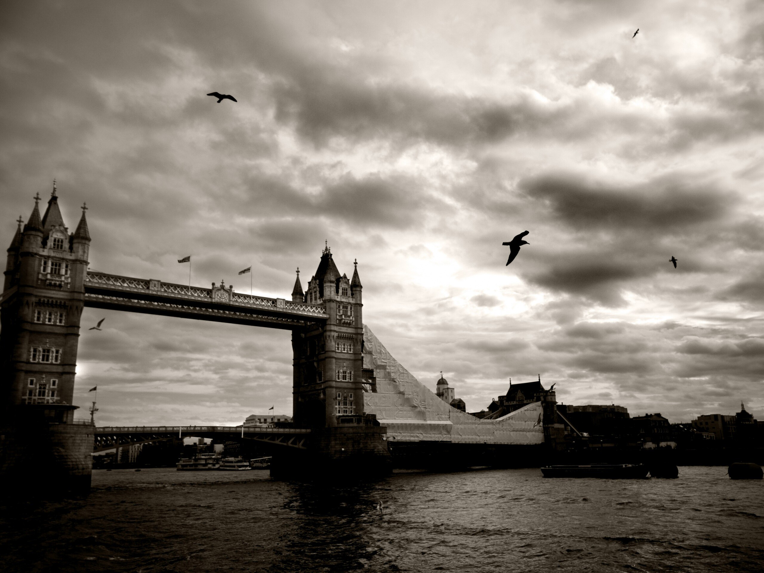 Tower Brigde на реконструкции обои